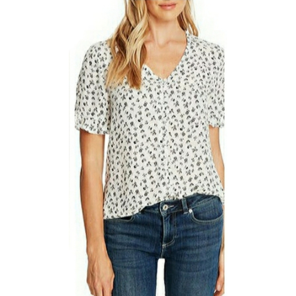 New O. VIANCA Ditsy Floral Surplice Wrap Blouse